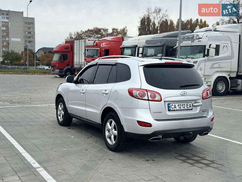 Внедорожник / Кроссовер Hyundai Santa FE 2010 в Черкассах фото 3 Внедорожник / Кроссовер Hyundai Santa FE 2010 в Черкассах