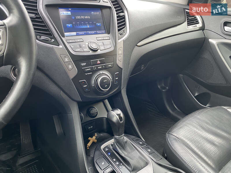 Внедорожник / Кроссовер Hyundai Santa FE 2014 в Луцке фото 15 Внедорожник / Кроссовер Hyundai Santa FE 2014 в Луцке