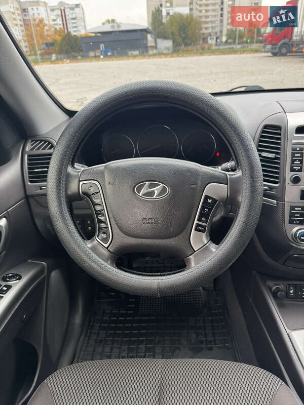 Внедорожник / Кроссовер Hyundai Santa FE 2010 в Черкассах фото 10 Внедорожник / Кроссовер Hyundai Santa FE 2010 в Черкассах