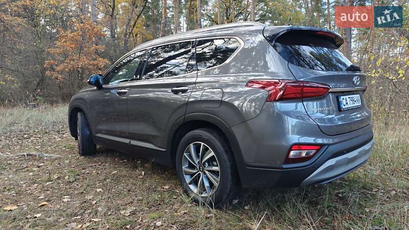 Позашляховик / Кросовер Hyundai Santa FE 2018 в Черкасах фото 6 Позашляховик / Кросовер Hyundai Santa FE 2018 в Черкасах