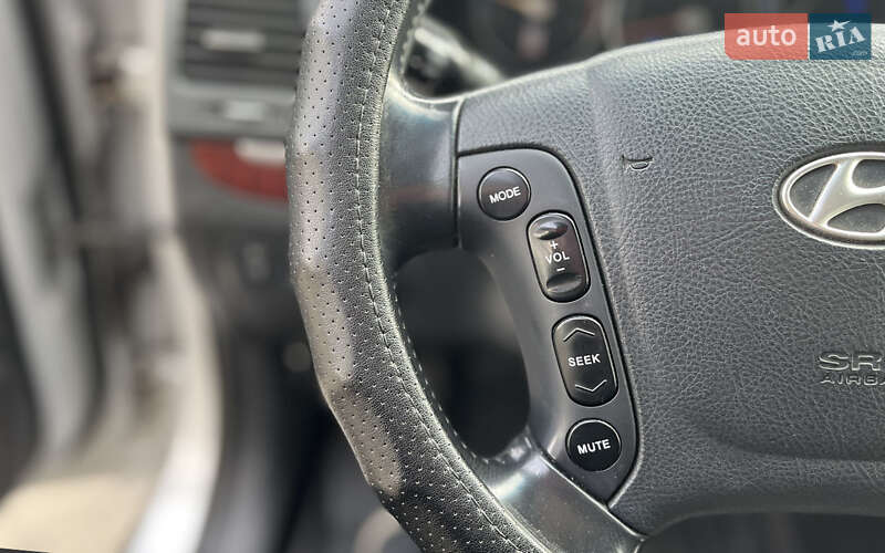 Внедорожник / Кроссовер Hyundai Santa FE 2007 в Мукачево фото 12 Внедорожник / Кроссовер Hyundai Santa FE 2007 в Мукачево