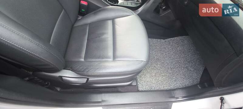 Внедорожник / Кроссовер Hyundai Santa FE 2013 в Могилев-Подольске фото 15 Внедорожник / Кроссовер Hyundai Santa FE 2013 в Могилев-Подольске