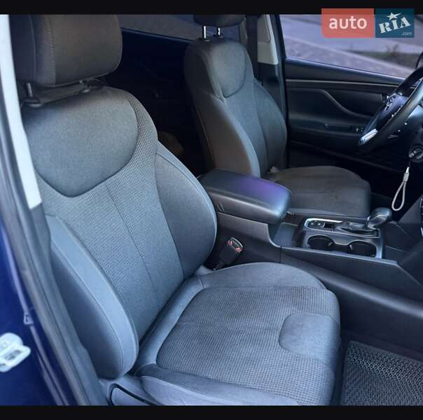 Внедорожник / Кроссовер Hyundai Santa FE 2019 в Николаеве