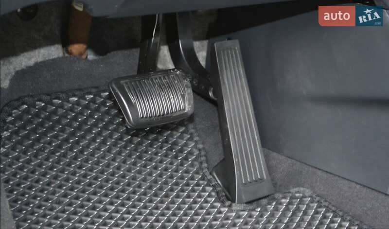 Позашляховик / Кросовер Hyundai Santa FE 2017 в Білій Церкві фото 31 Позашляховик / Кросовер Hyundai Santa FE 2017 в Білій Церкві