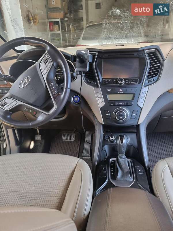 Внедорожник / Кроссовер Hyundai Santa FE 2014 в Василькове