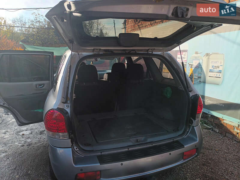 Внедорожник / Кроссовер Hyundai Santa FE 2004 в Лебедине фото 3 Внедорожник / Кроссовер Hyundai Santa FE 2004 в Лебедине