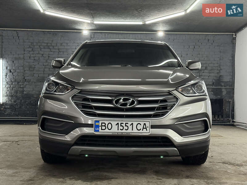 Позашляховик / Кросовер Hyundai Santa FE 2018 в Кременці