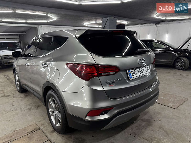 Позашляховик / Кросовер Hyundai Santa FE 2018 в Кременці