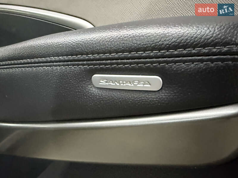 Позашляховик / Кросовер Hyundai Santa FE 2018 в Кременці