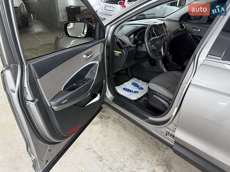 Позашляховик / Кросовер Hyundai Santa FE 2018 в Кременці