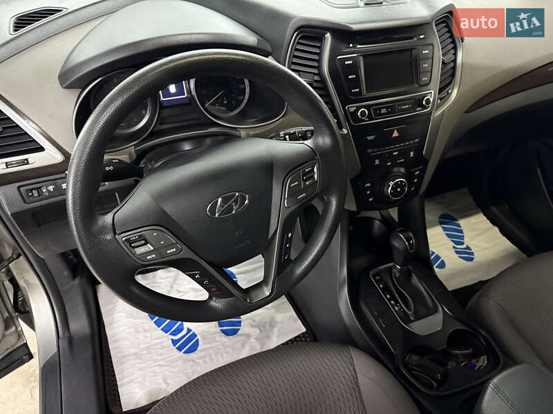 Позашляховик / Кросовер Hyundai Santa FE 2018 в Кременці