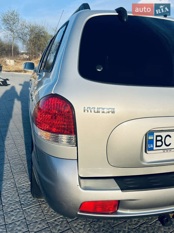 Внедорожник / Кроссовер Hyundai Santa FE 2005 в Львове