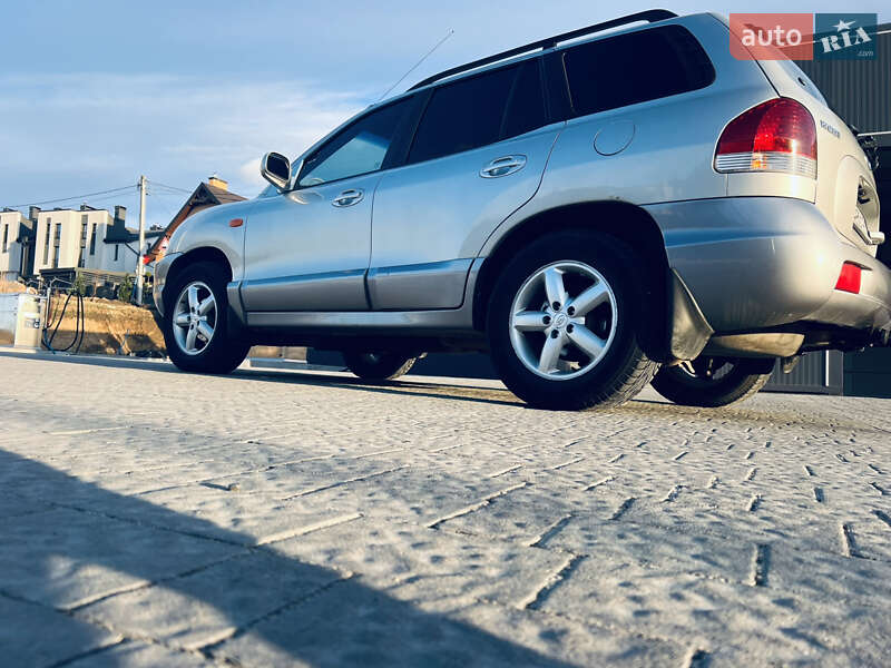 Внедорожник / Кроссовер Hyundai Santa FE 2005 в Львове