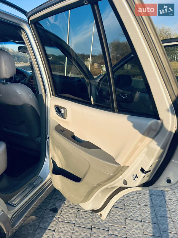 Внедорожник / Кроссовер Hyundai Santa FE 2005 в Львове