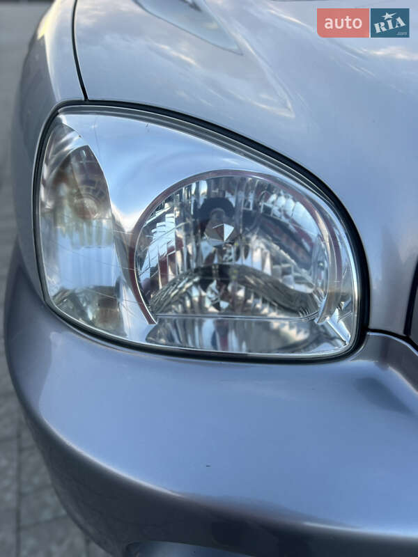 Внедорожник / Кроссовер Hyundai Santa FE 2005 в Львове