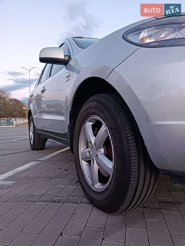 Внедорожник / Кроссовер Hyundai Santa FE 2008 в Одессе фото 8 Внедорожник / Кроссовер Hyundai Santa FE 2008 в Одессе