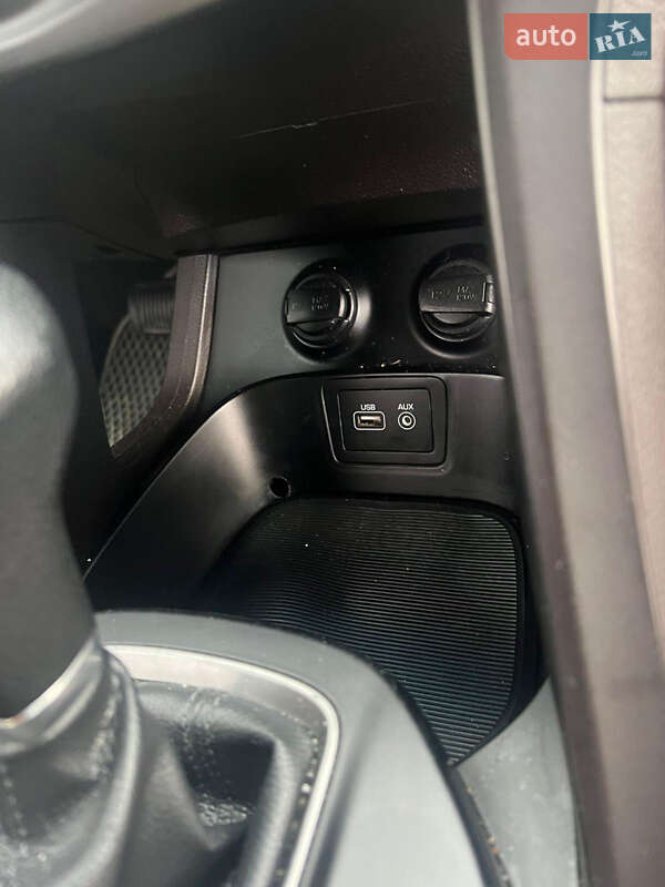 Позашляховик / Кросовер Hyundai Santa FE 2018 в Києві фото 16 Позашляховик / Кросовер Hyundai Santa FE 2018 в Києві