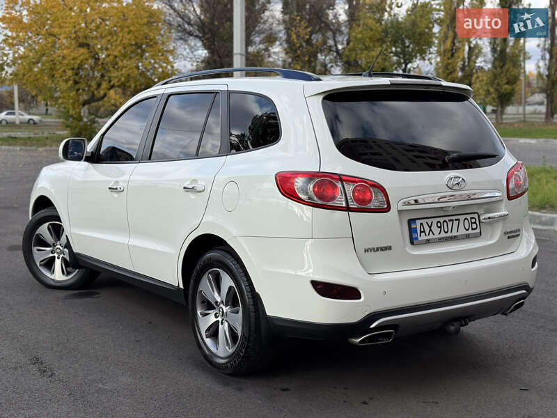 Внедорожник / Кроссовер Hyundai Santa FE 2011 в Харькове фото 12 Внедорожник / Кроссовер Hyundai Santa FE 2011 в Харькове