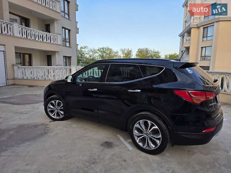 Внедорожник / Кроссовер Hyundai Santa FE 2015 в Одессе фото 9 Внедорожник / Кроссовер Hyundai Santa FE 2015 в Одессе