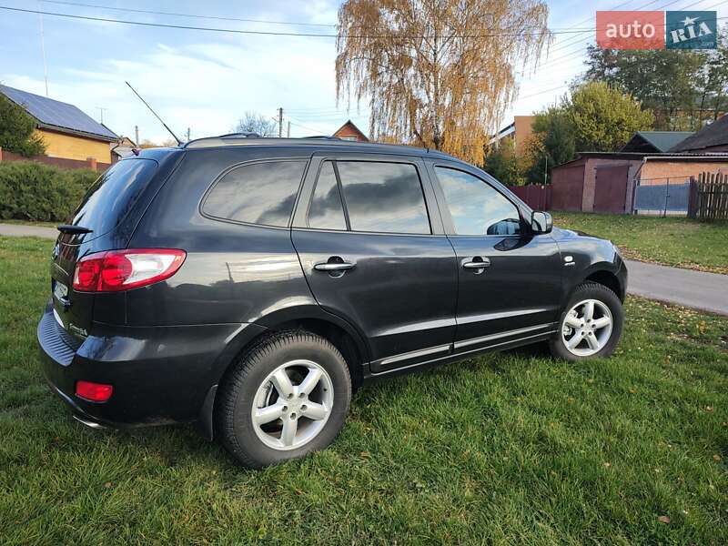 Внедорожник / Кроссовер Hyundai Santa FE 2008 в Конотопе