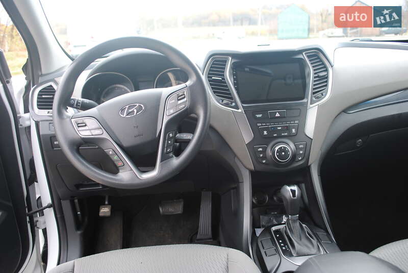 Внедорожник / Кроссовер Hyundai Santa FE 2015 в Дрогобыче фото 15 Внедорожник / Кроссовер Hyundai Santa FE 2015 в Дрогобыче