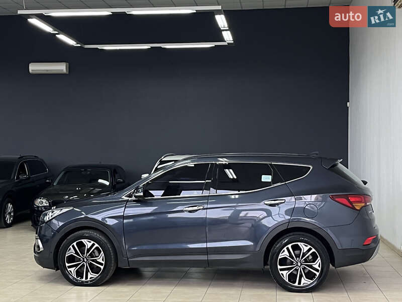 Внедорожник / Кроссовер Hyundai Santa FE 2015 в Одессе