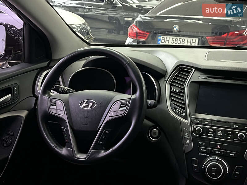 Внедорожник / Кроссовер Hyundai Santa FE 2015 в Одессе