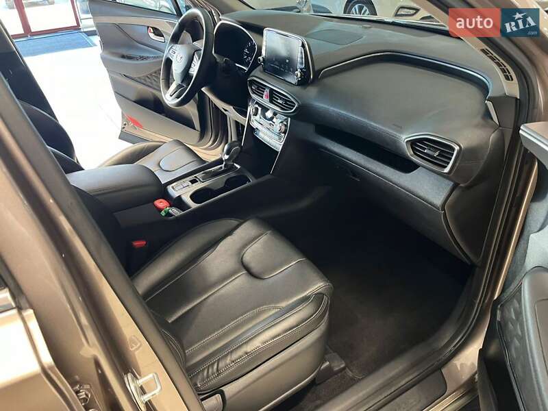 Внедорожник / Кроссовер Hyundai Santa FE 2019 в Одессе
