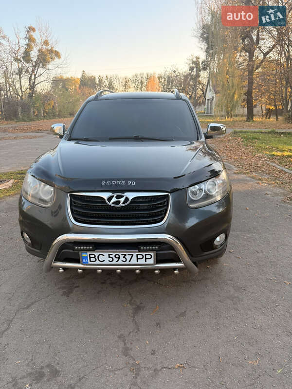 Позашляховик / Кросовер Hyundai Santa FE 2011 в Львові