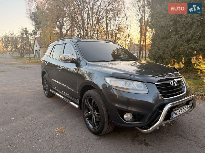 Позашляховик / Кросовер Hyundai Santa FE 2011 в Львові