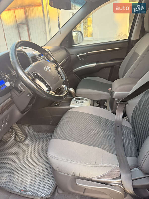 Позашляховик / Кросовер Hyundai Santa FE 2011 в Львові