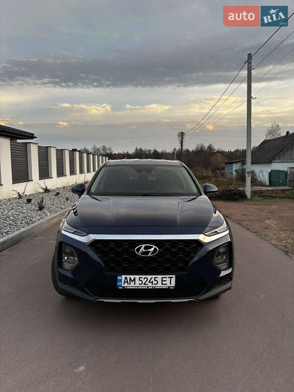Внедорожник / Кроссовер Hyundai Santa FE 2019 в Коростене фото 2 Внедорожник / Кроссовер Hyundai Santa FE 2019 в Коростене