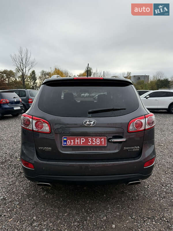 Внедорожник / Кроссовер Hyundai Santa FE 2012 в Черкассах фото 4 Внедорожник / Кроссовер Hyundai Santa FE 2012 в Черкассах
