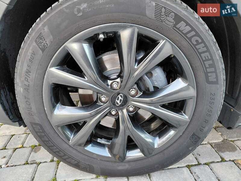 Внедорожник / Кроссовер Hyundai Santa FE 2016 в Черновцах фото 23 Внедорожник / Кроссовер Hyundai Santa FE 2016 в Черновцах