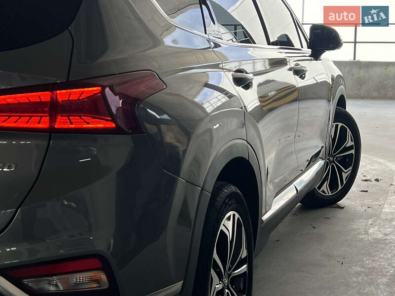 Внедорожник / Кроссовер Hyundai Santa FE 2018 в Одессе