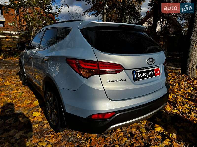 Внедорожник / Кроссовер Hyundai Santa FE 2014 в Киеве