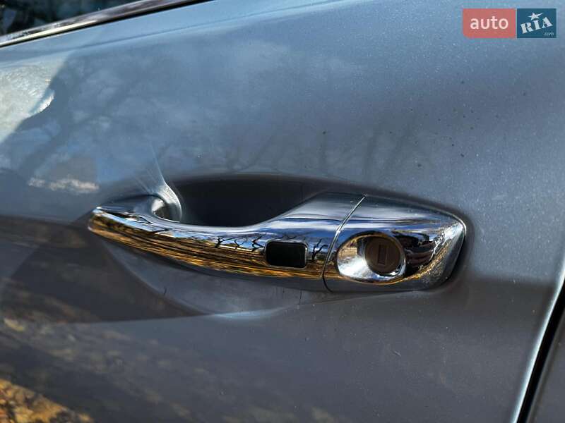 Внедорожник / Кроссовер Hyundai Santa FE 2014 в Киеве