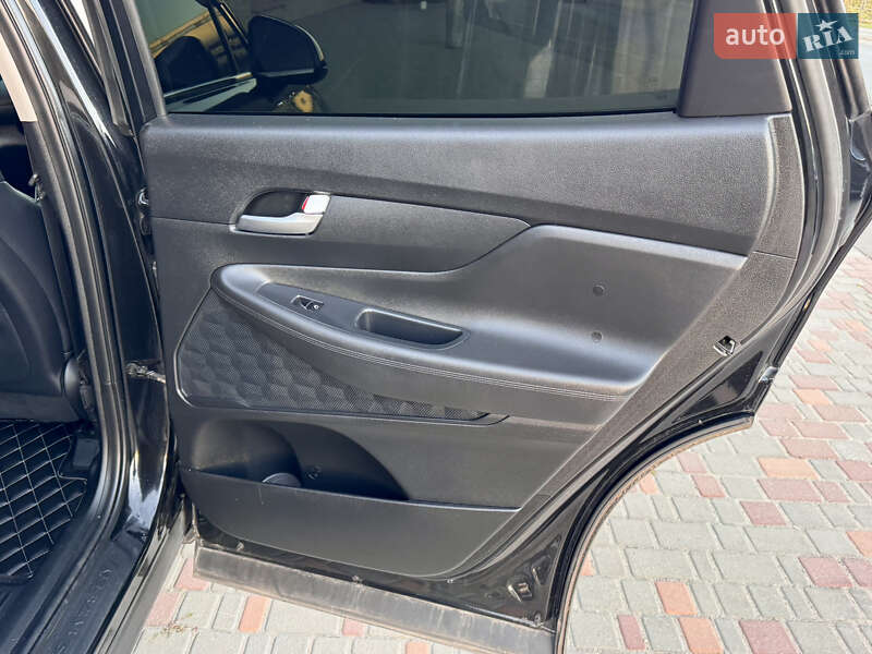 Позашляховик / Кросовер Hyundai Santa FE 2019 в Одесі