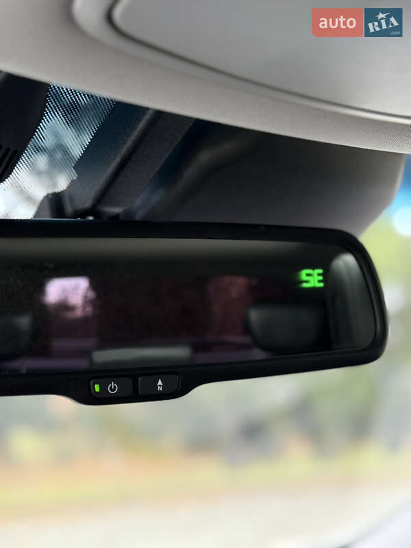 Внедорожник / Кроссовер Hyundai Santa FE 2014 в Дубно