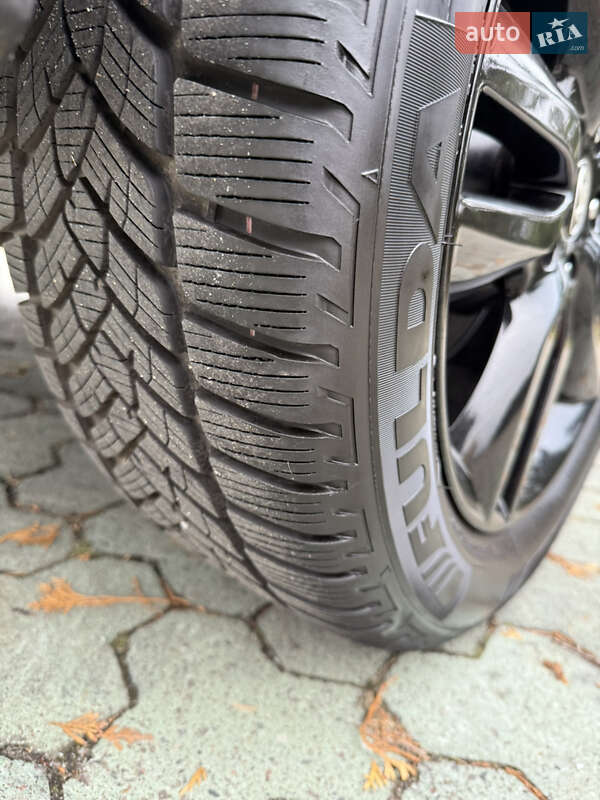 Внедорожник / Кроссовер Hyundai Santa FE 2014 в Дубно