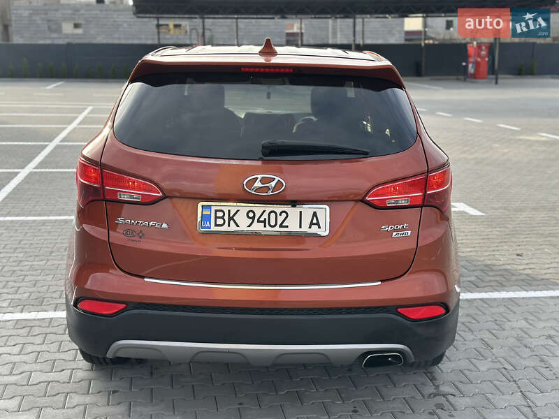 Внедорожник / Кроссовер Hyundai Santa FE 2014 в Дубно
