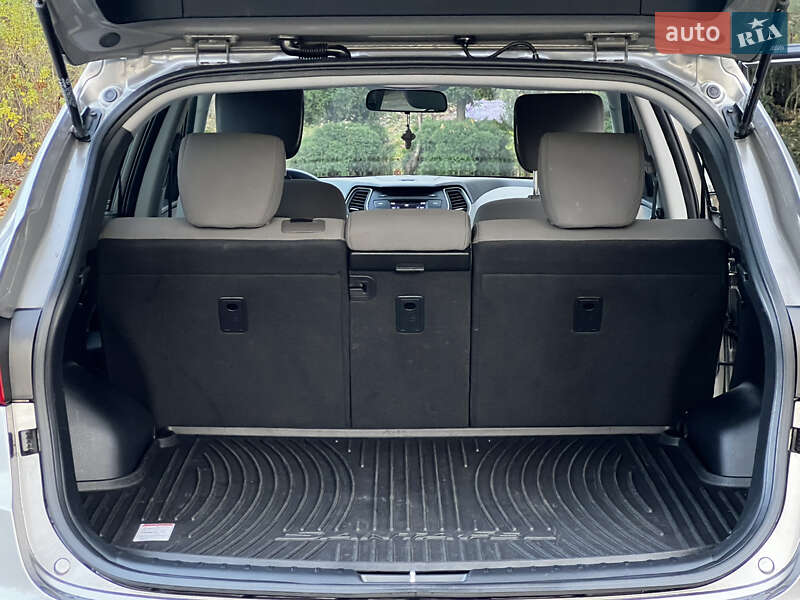 Внедорожник / Кроссовер Hyundai Santa FE 2016 в Дрогобыче