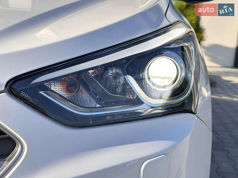 Внедорожник / Кроссовер Hyundai Santa FE 2016 в Тернополе фото 6 Внедорожник / Кроссовер Hyundai Santa FE 2016 в Тернополе