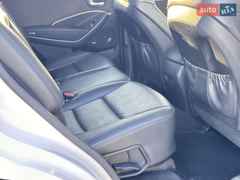 Внедорожник / Кроссовер Hyundai Santa FE 2016 в Тернополе фото 54 Внедорожник / Кроссовер Hyundai Santa FE 2016 в Тернополе