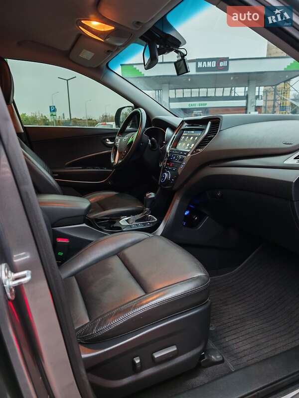 Внедорожник / Кроссовер Hyundai Santa FE 2016 в Могилев-Подольске фото 31 Внедорожник / Кроссовер Hyundai Santa FE 2016 в Могилев-Подольске