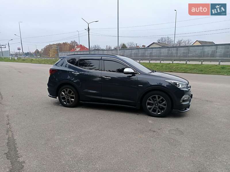 Внедорожник / Кроссовер Hyundai Santa FE 2017 в Киеве фото 6 Внедорожник / Кроссовер Hyundai Santa FE 2017 в Киеве