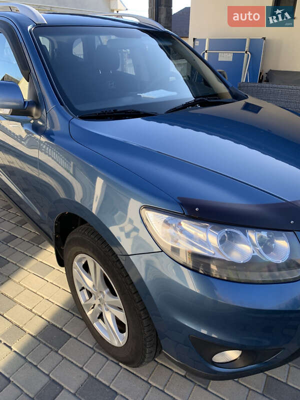 Позашляховик / Кросовер Hyundai Santa FE 2011 в Калуші