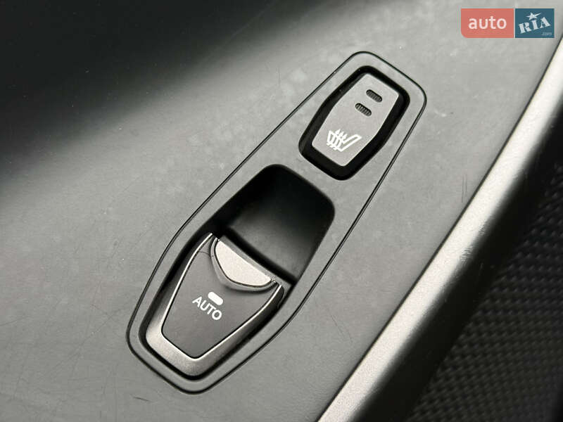 Позашляховик / Кросовер Hyundai Santa FE 2014 в Рівному