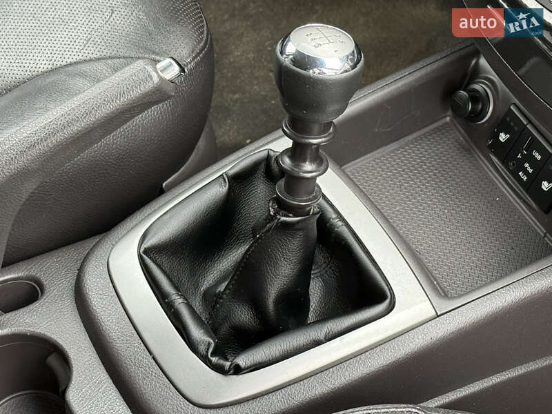 Внедорожник / Кроссовер Hyundai Santa FE 2012 в Ровно