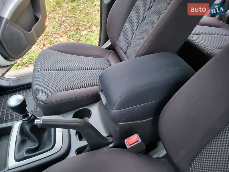 Внедорожник / Кроссовер Hyundai Santa FE 2011 в Хмельницком фото 96 Внедорожник / Кроссовер Hyundai Santa FE 2011 в Хмельницком